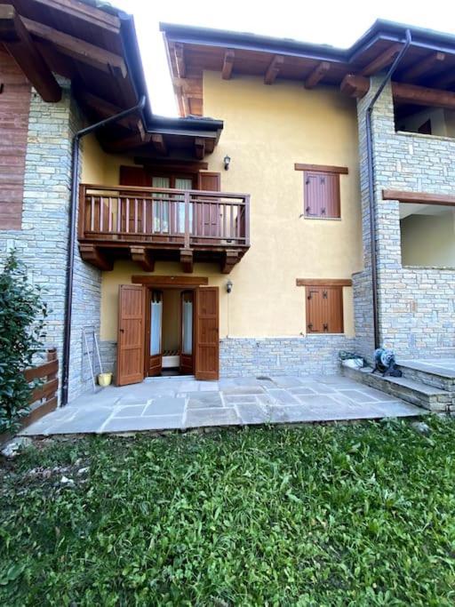 Incantevole Appartamento Con Giardino - Garage Privato E Free Wifi Oulx Zewnętrze zdjęcie